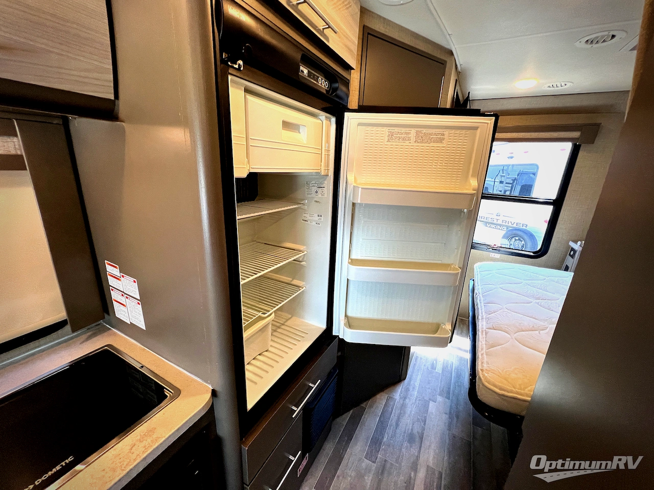 2019 Thor Compass 23TB Photo 15