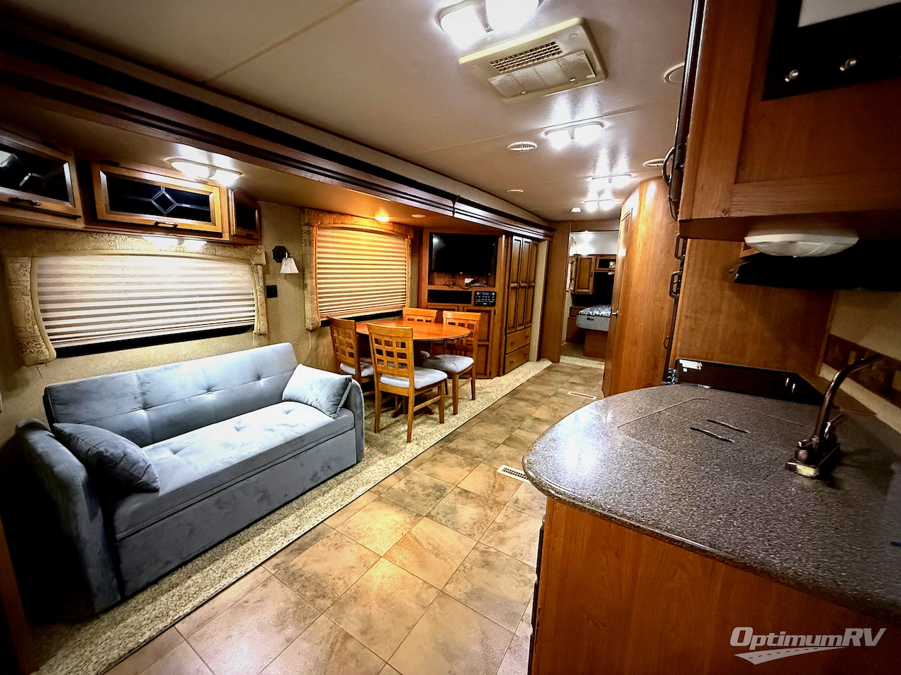 2012 CrossRoads Cruiser CF27RLX Photo 4