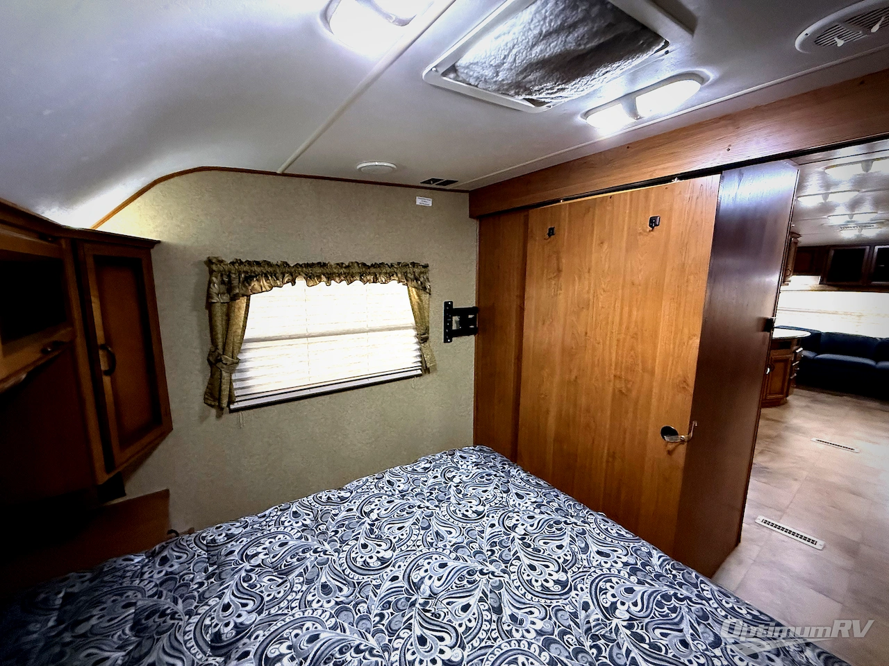 2012 CrossRoads Cruiser CF27RLX Photo 15