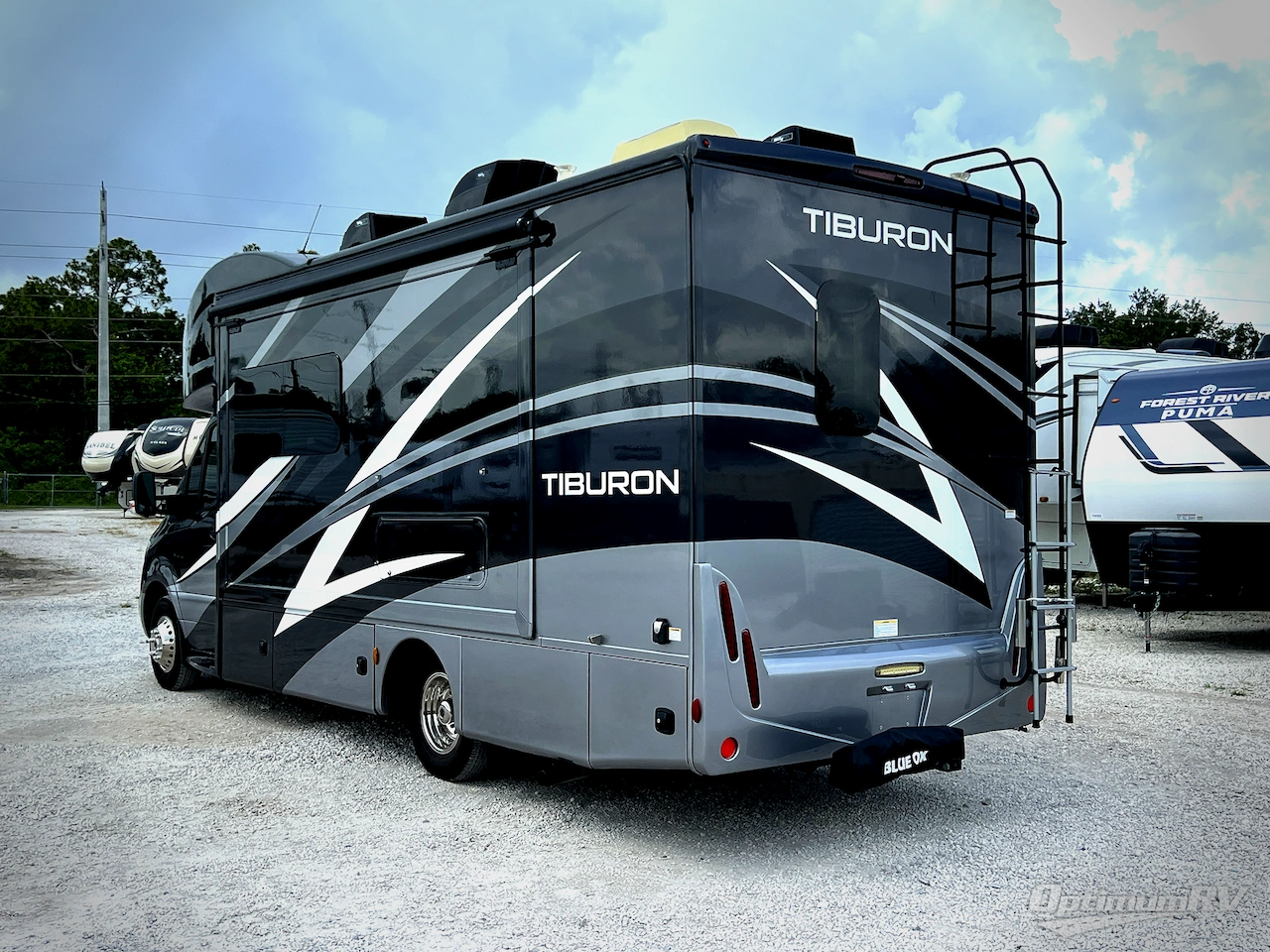 2020 Thor Tiburon Sprinter 24FB Photo 3