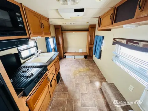 2011 Forest River Salem Cruise Lite 22RBXL RV Photo 3