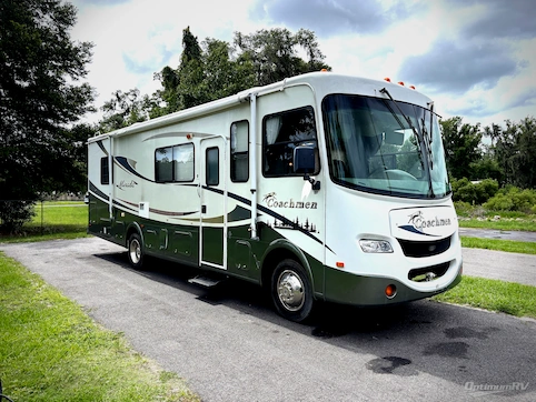 Used 2005 Coachmen RV Mirada 300QB Featured Photo