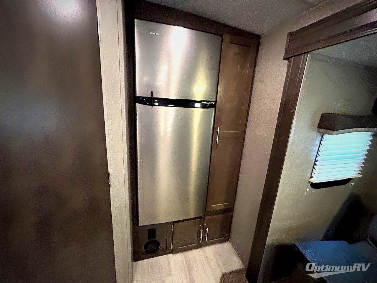 2021 Forest River Rockwood Mini Lite 2204S Photo 12