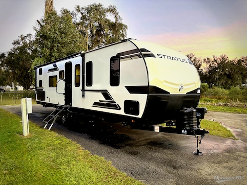 New 2026 Venture RV Stratus SR302VBH Featured Photo
