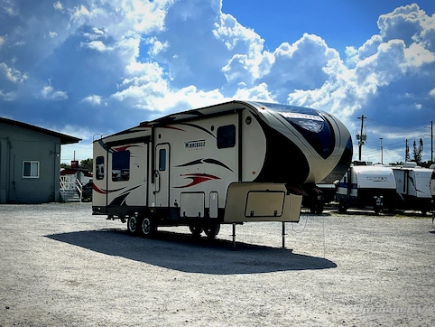 Used 2015 Winnebago Towables Voyage 29FWRSS Featured Photo