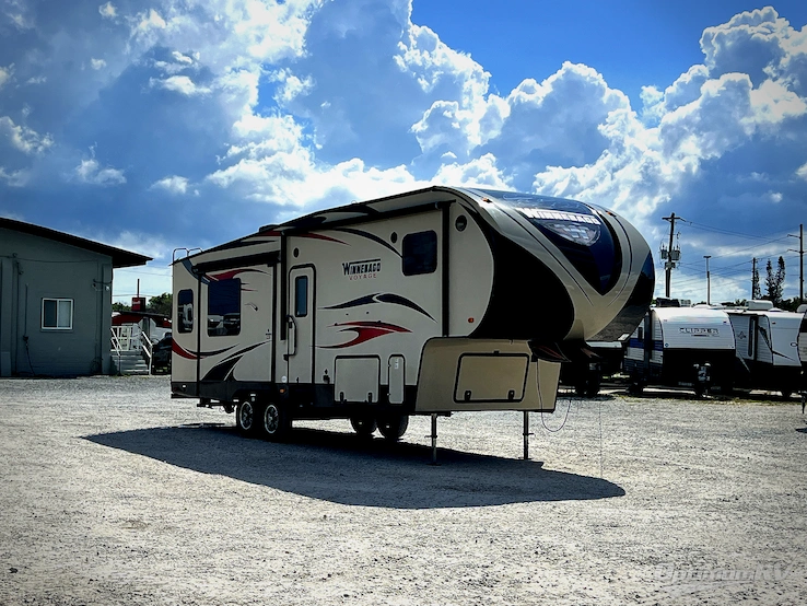 2015 Winnebago Towables Voyage 29FWRSS RV Photo 1