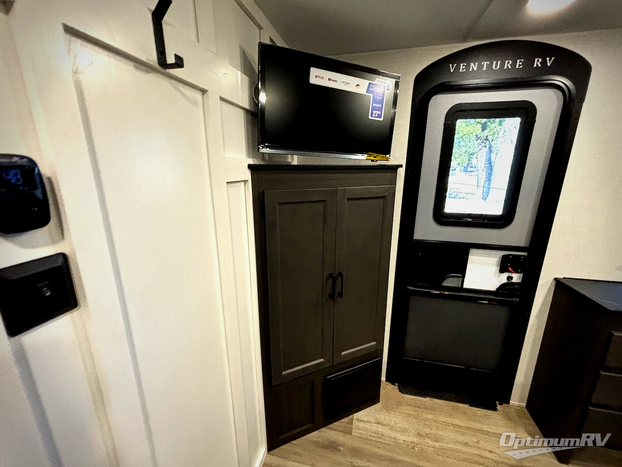 2025 Venture Stratus SR262VFK Photo 19