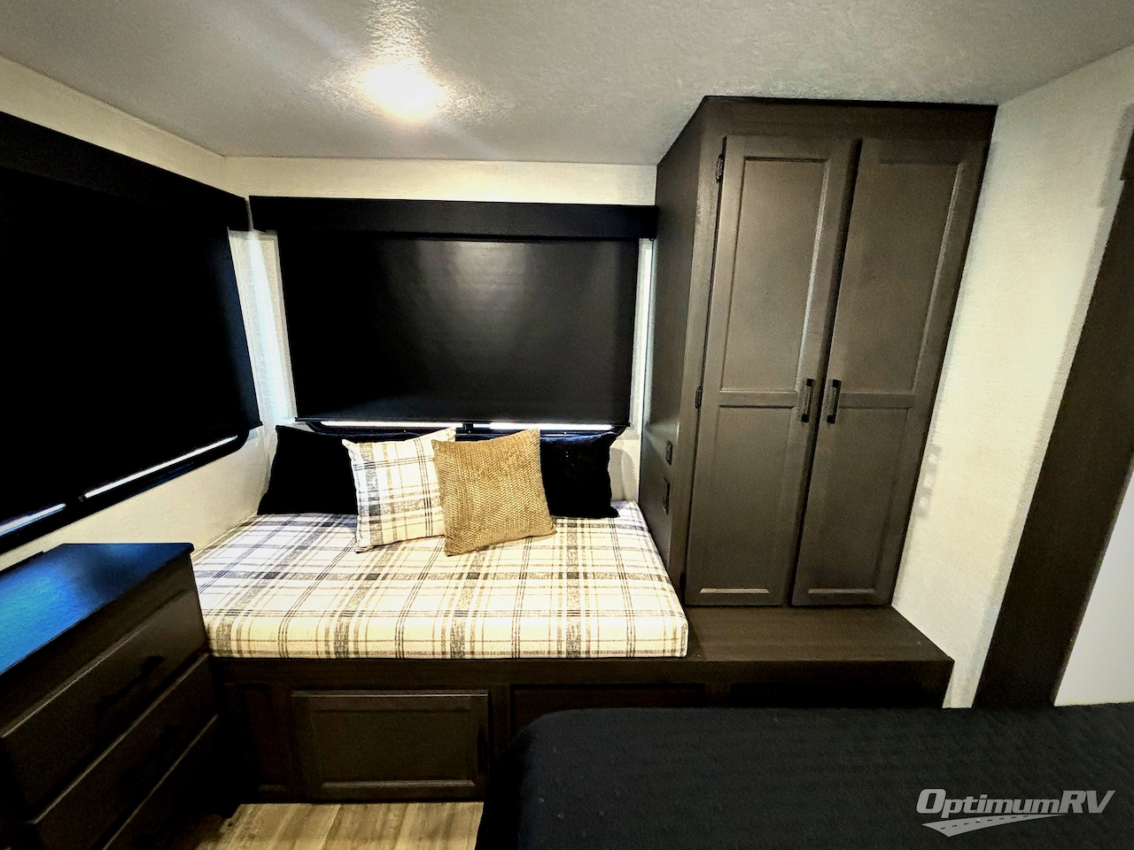 2025 Venture Stratus SR262VFK Photo 21