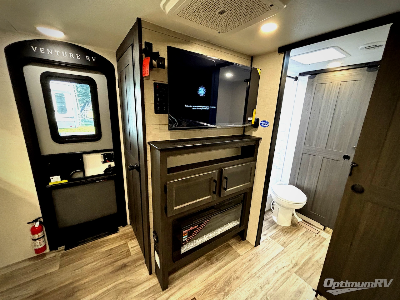 2026 Venture Stratus SR262VFK Photo 11