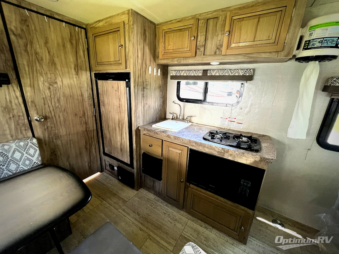 2019 Palomino PaloMini 180FB Photo 8