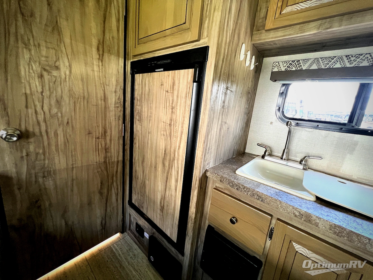 2019 Palomino PaloMini 180FB Photo 12