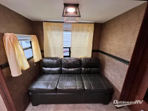2014 Dutchmen Aspen Trail 2460RLS RV Photo 3