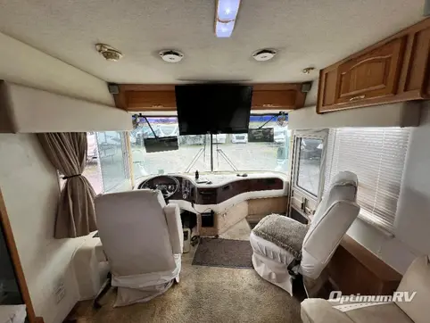 2000 Damon Ultrasport 3680 RV Photo 2
