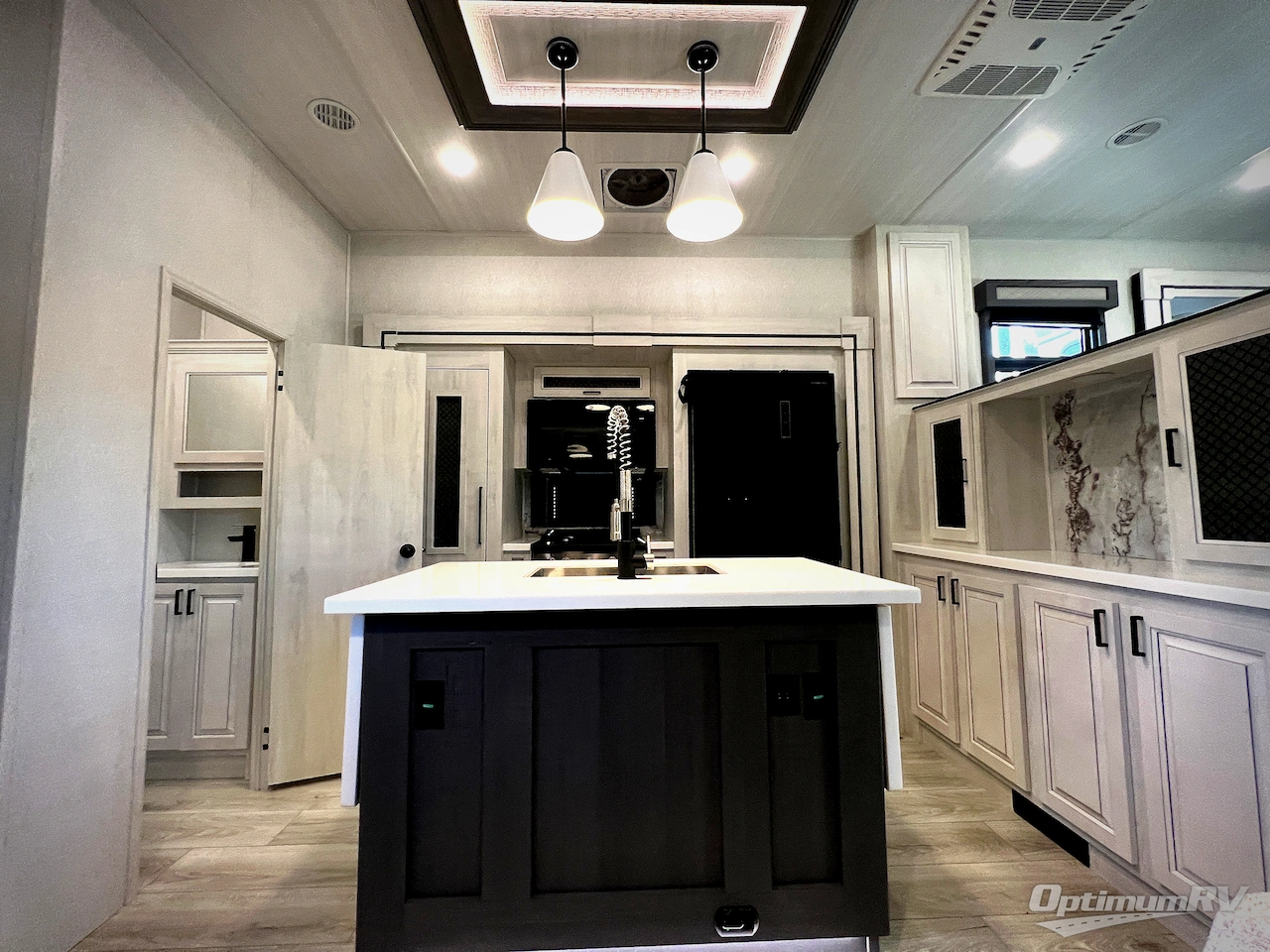 2024 East To West Ahara 380FL Photo 12