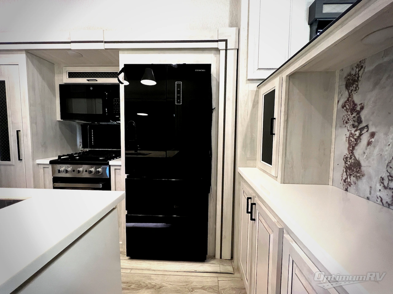 2024 East To West Ahara 380FL Photo 16