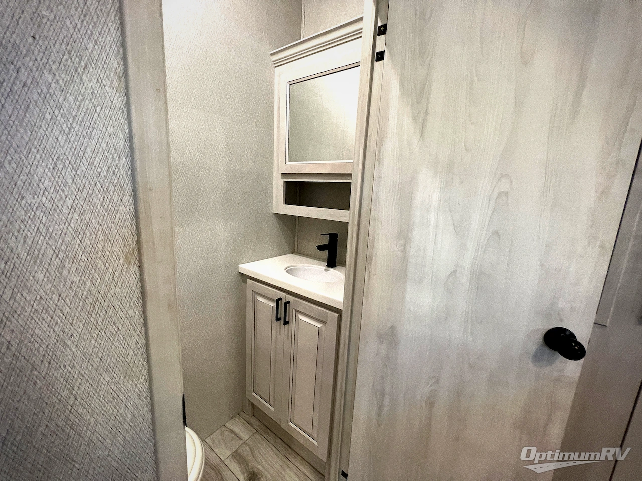 2024 East To West Ahara 380FL Photo 18