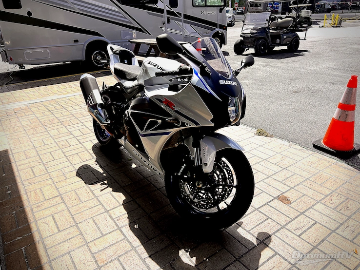 2023 Suzuki GSXR R1000R RV Photo 1
