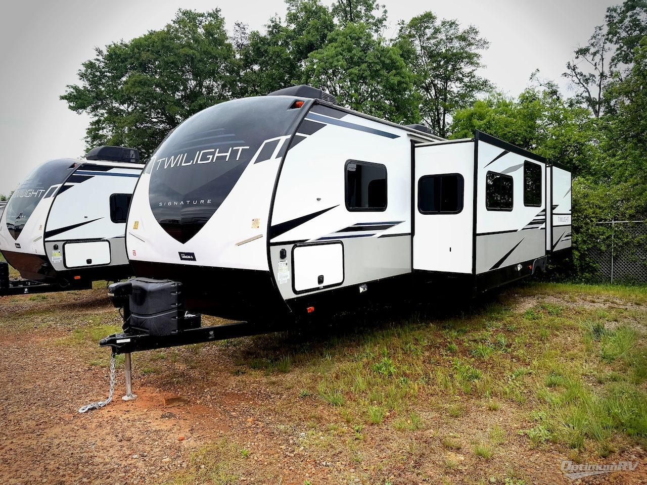 2022 Cruiser Twilight Signature TWS3300 Photo 2