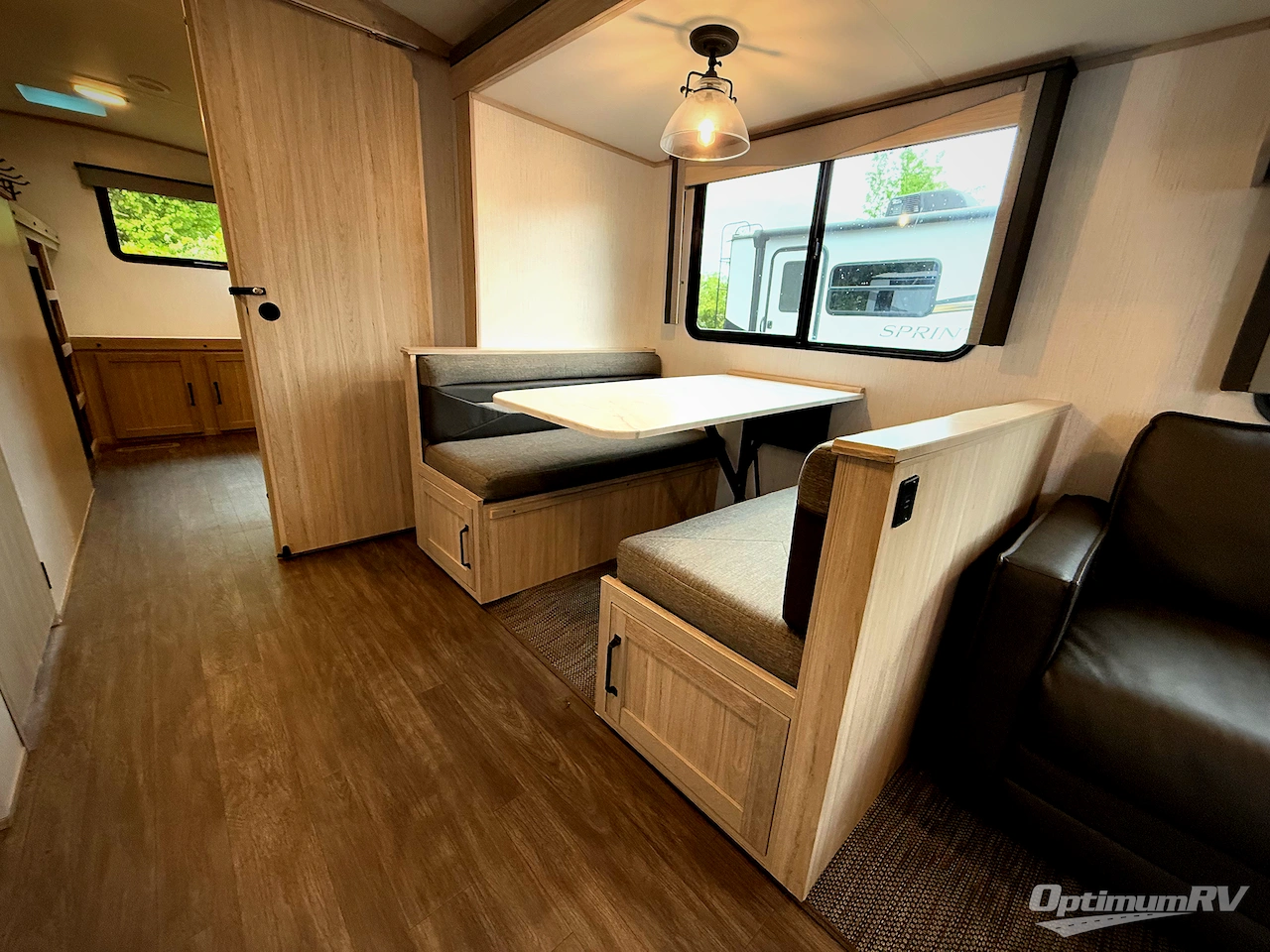2022 Cruiser Twilight Signature TWS3300 Photo 5