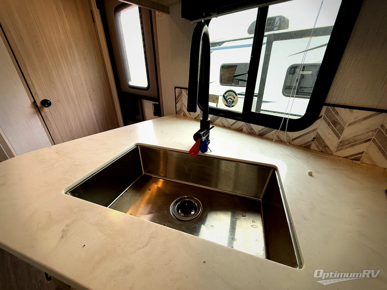2022 Cruiser Twilight Signature TWS3300 Photo 7