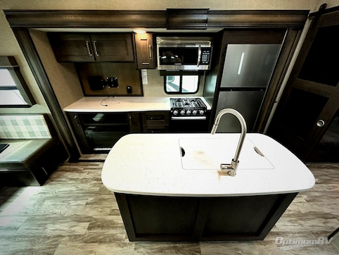 2022 Grand Design Reflection 31MB RV Photo 2