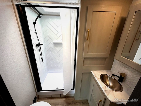 2024 Forest River Salem Hemisphere 322VIEW RV Photo 4