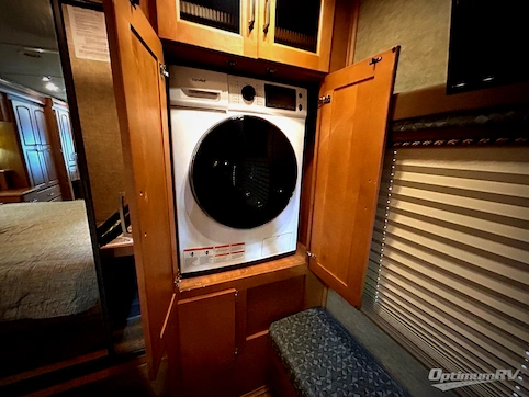 2008 Winnebago Tour 40WD RV Photo 4