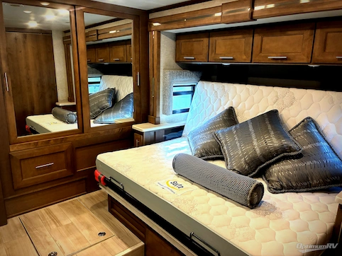 2022 Thor Aria 3401 RV Photo 3