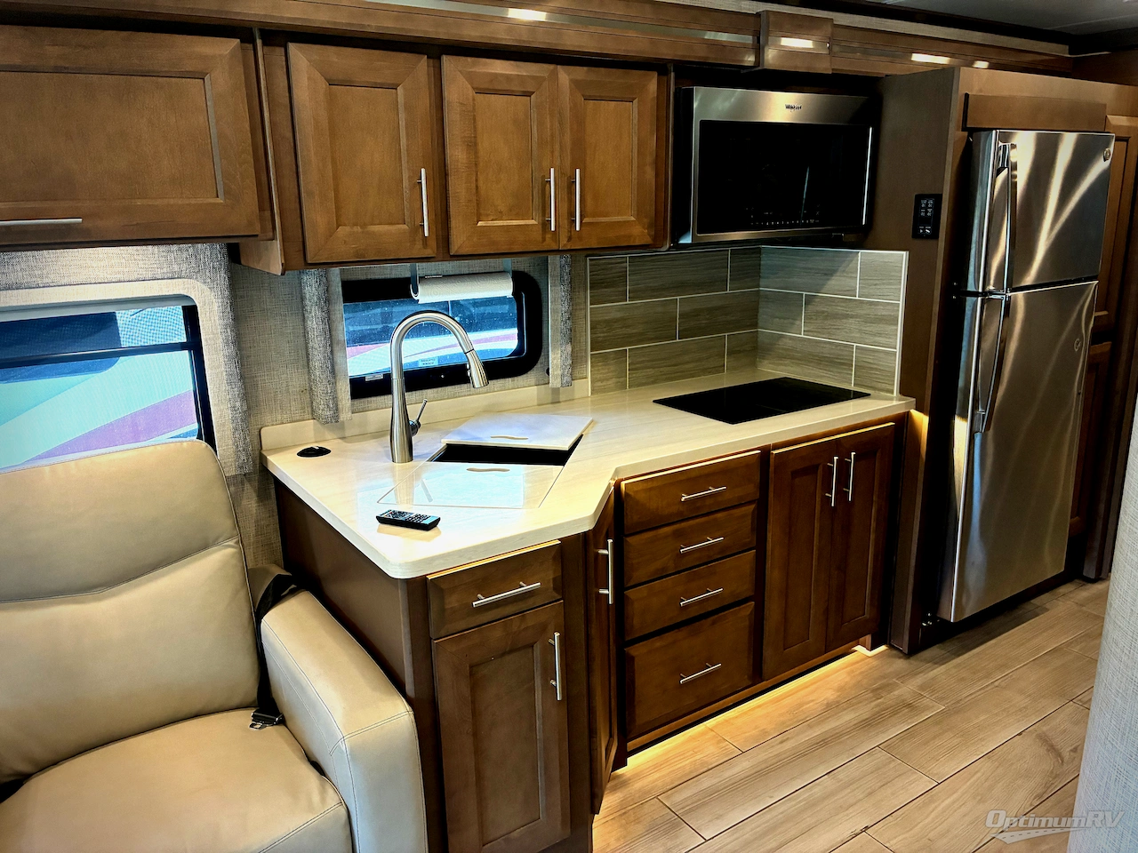 2022 Thor Aria 3401 Photo 7