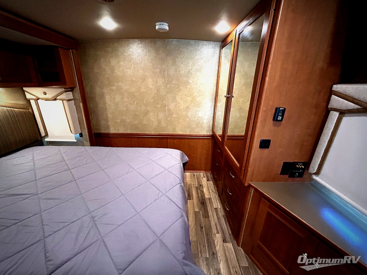 2017 Winnebago Sightseer 33C Photo 18
