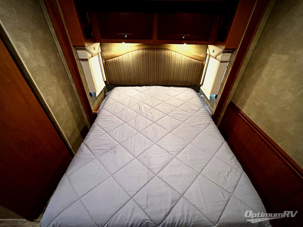 2017 Winnebago Sightseer 33C Photo 19