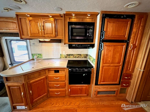 2003 Georgie Boy Cruise Master 3604T RV Photo 2