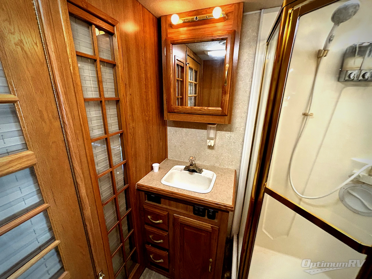 2003 Georgie Boy Cruise Master 3604T Photo 14