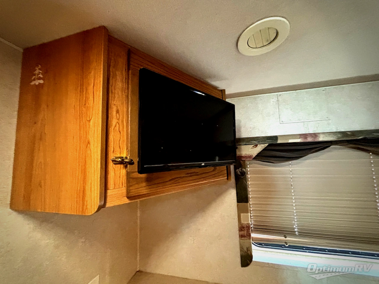 2003 Georgie Boy Cruise Master 3604T Photo 21