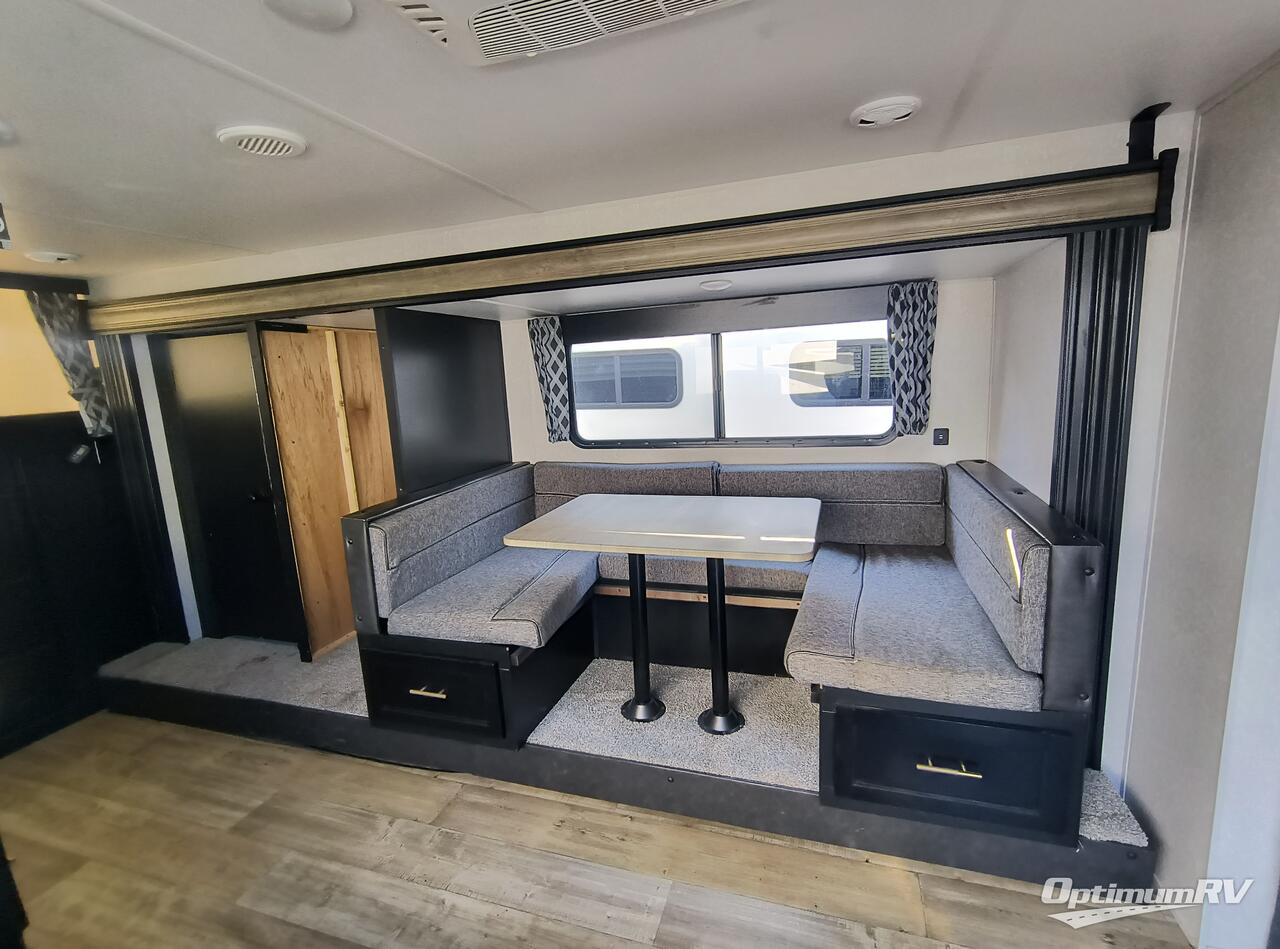 2022 Forest River Cherokee Grey Wolf 26BRB Photo 5
