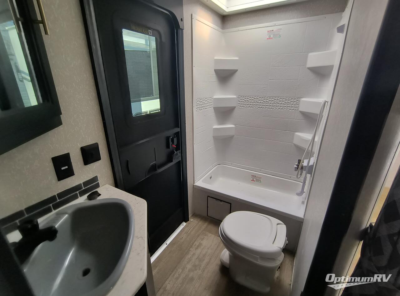 2022 Forest River Cherokee Grey Wolf 26BRB Photo 10