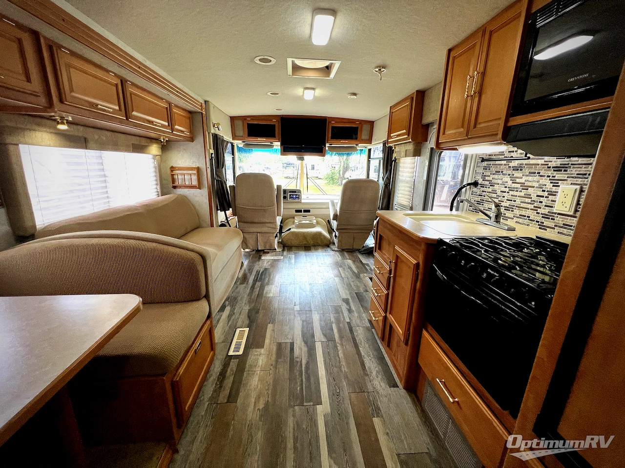 2005 Winnebago Sightseer 30 B Photo 5