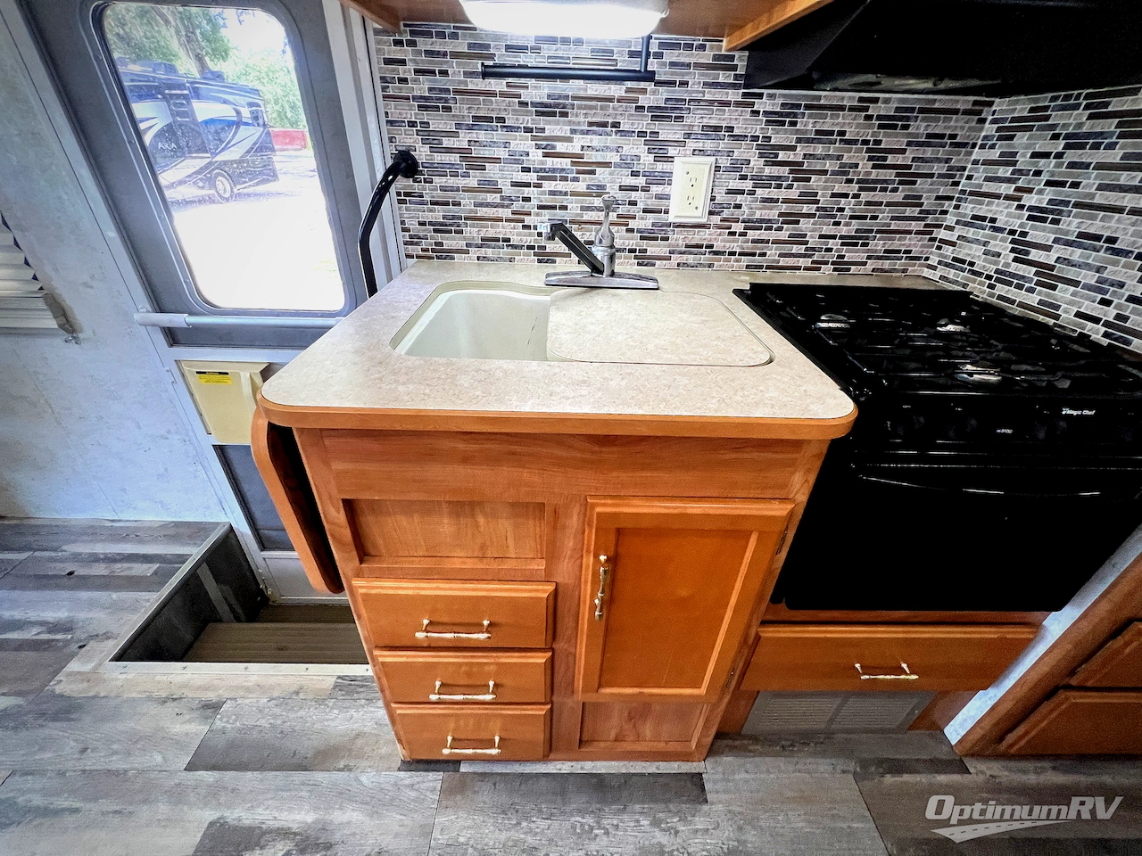 2005 Winnebago Sightseer 30 B Photo 11