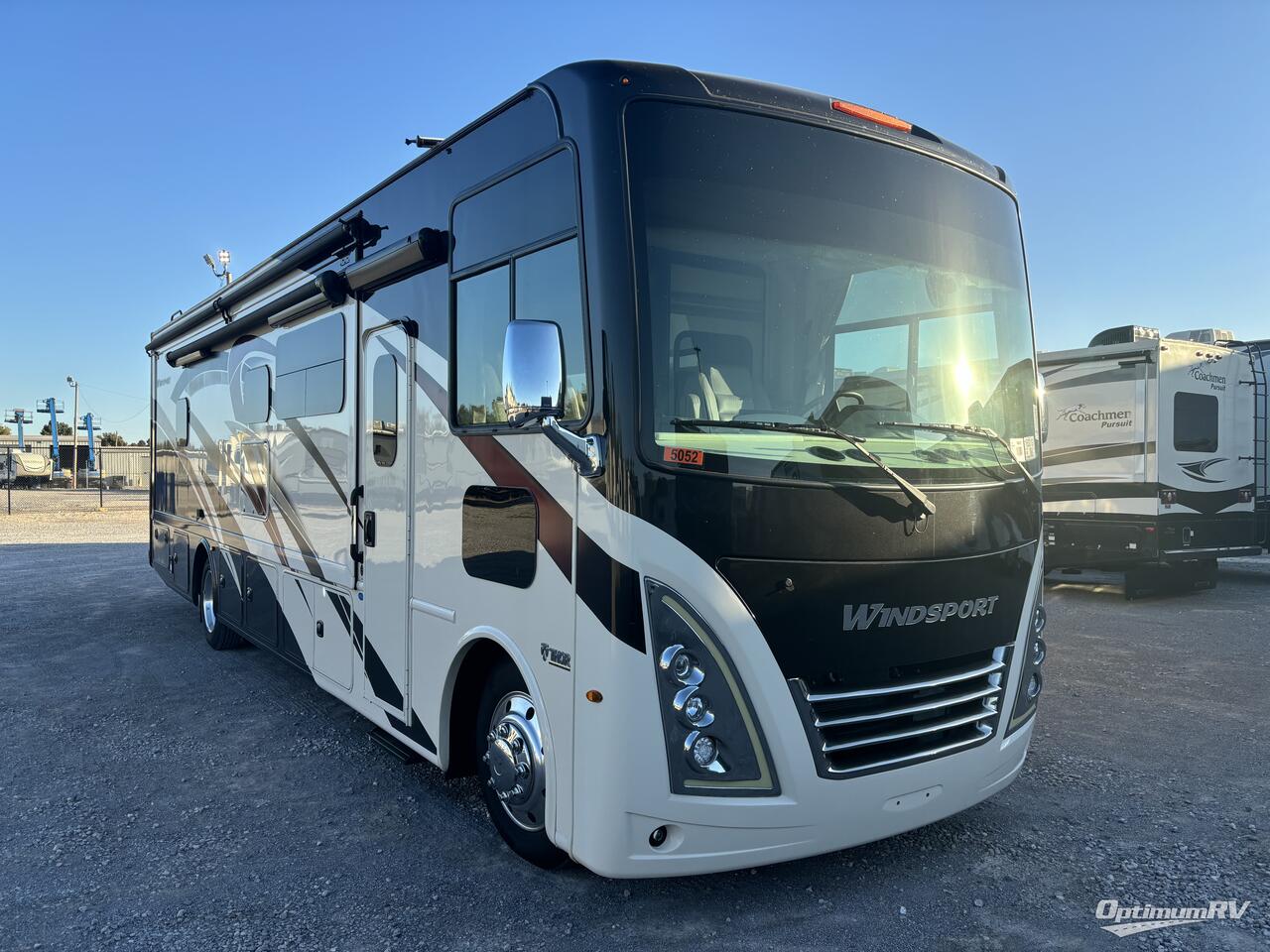 2022 Thor Windsport 34R Photo 1