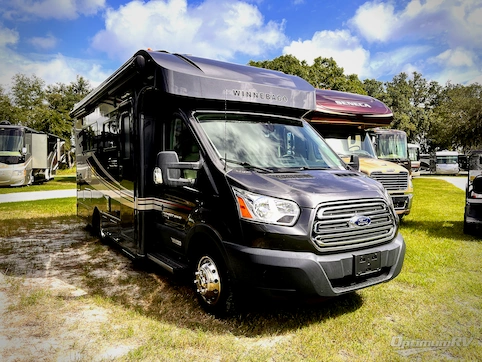 Used 2017 Winnebago Fuse 23A Featured Photo