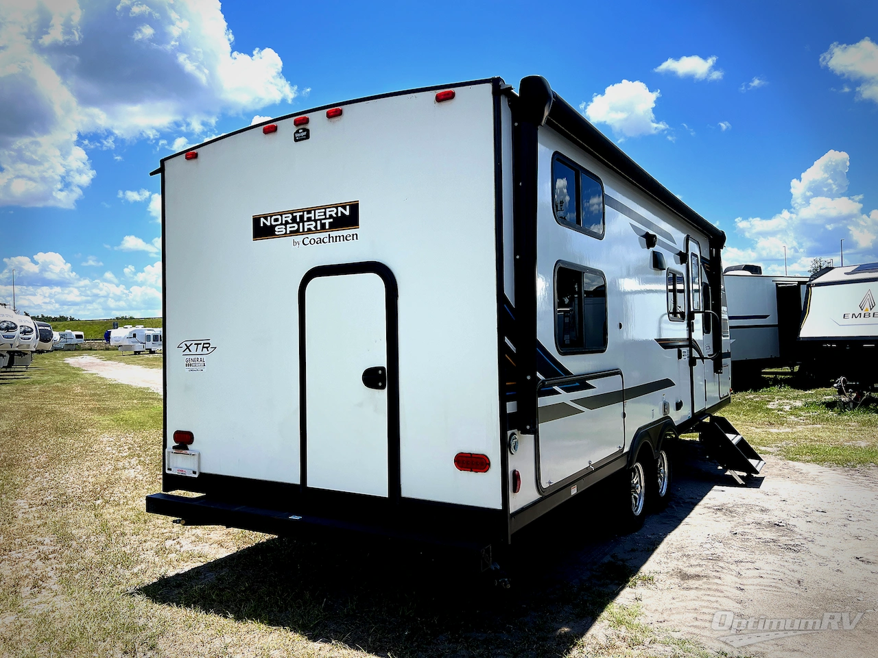 2023 Coachmen Northern Spirit XTR 2146BHX Photo 3