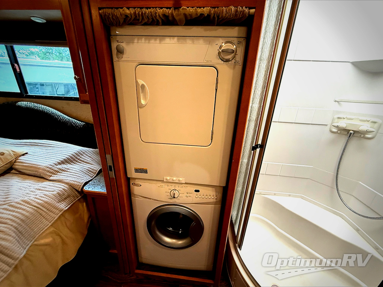 2016 Winnebago Vista LX 36Y Photo 18