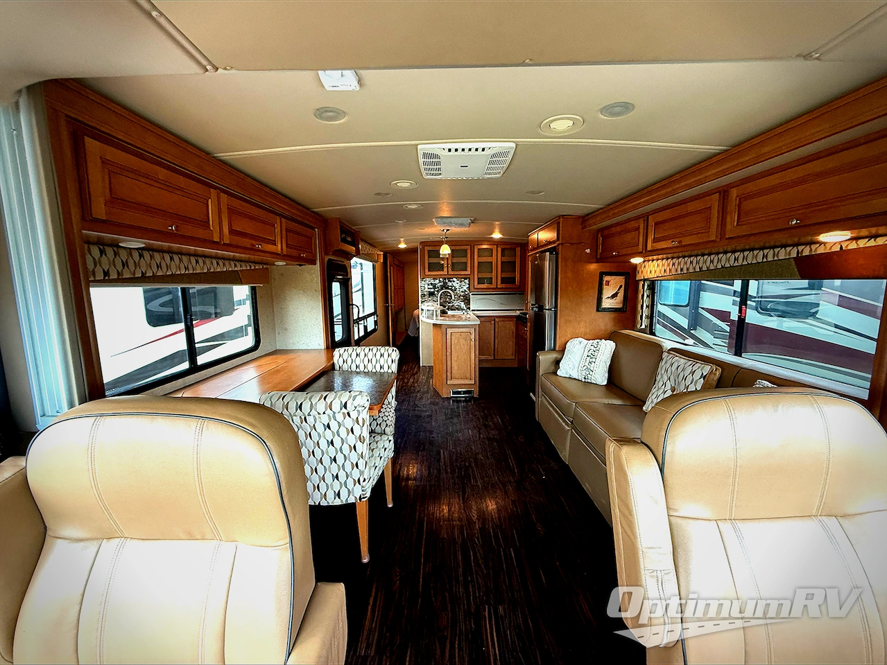2016 Winnebago Vista LX 36Y Photo 4