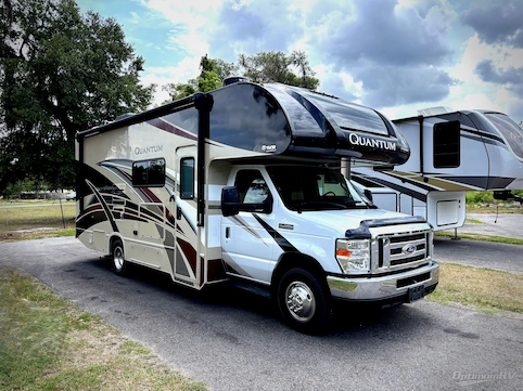 Used 2020 Thor Motor Coach Quantum RC25 Featured Photo