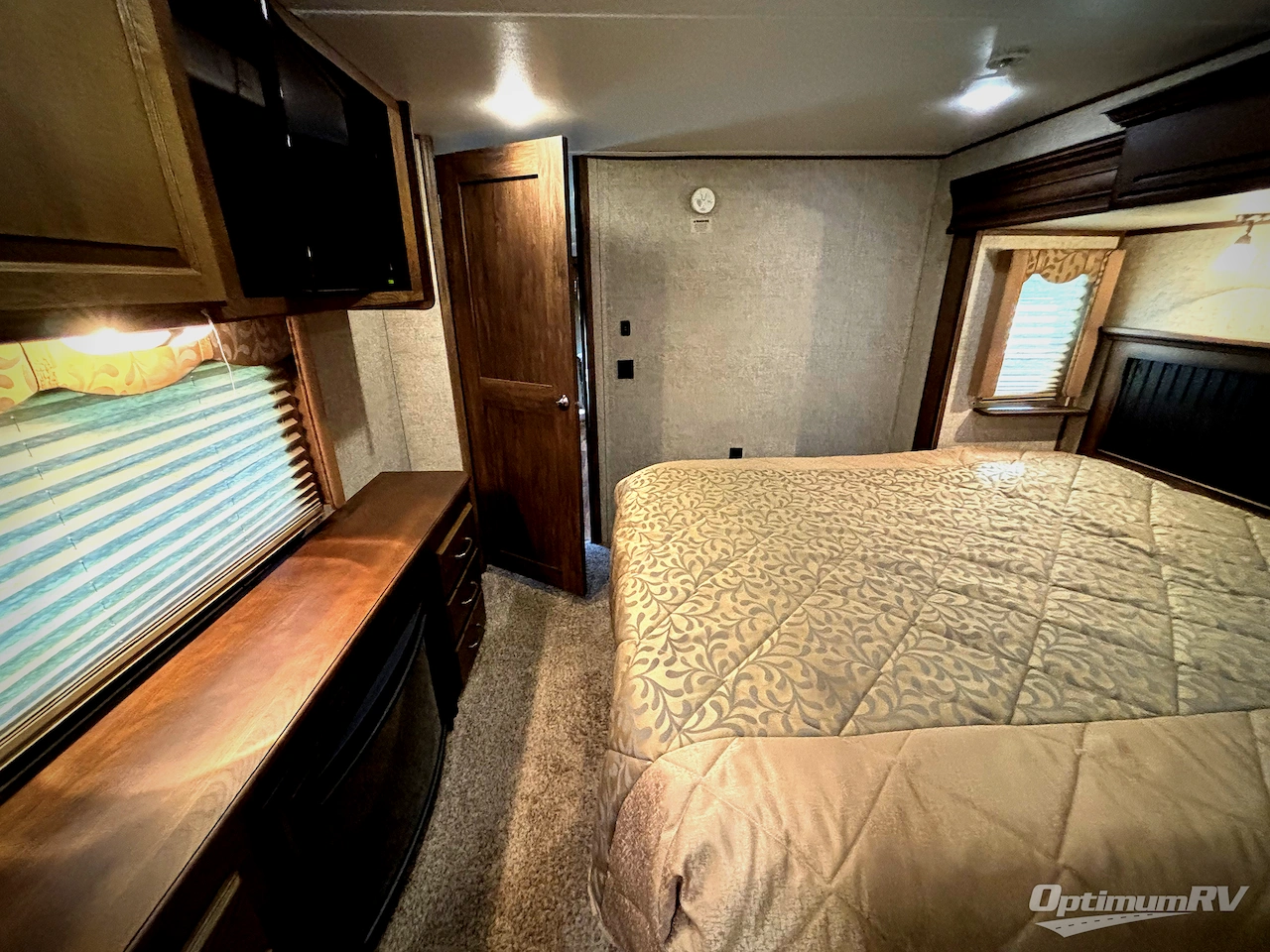 2016 Keystone alpine 3730 Photo 13