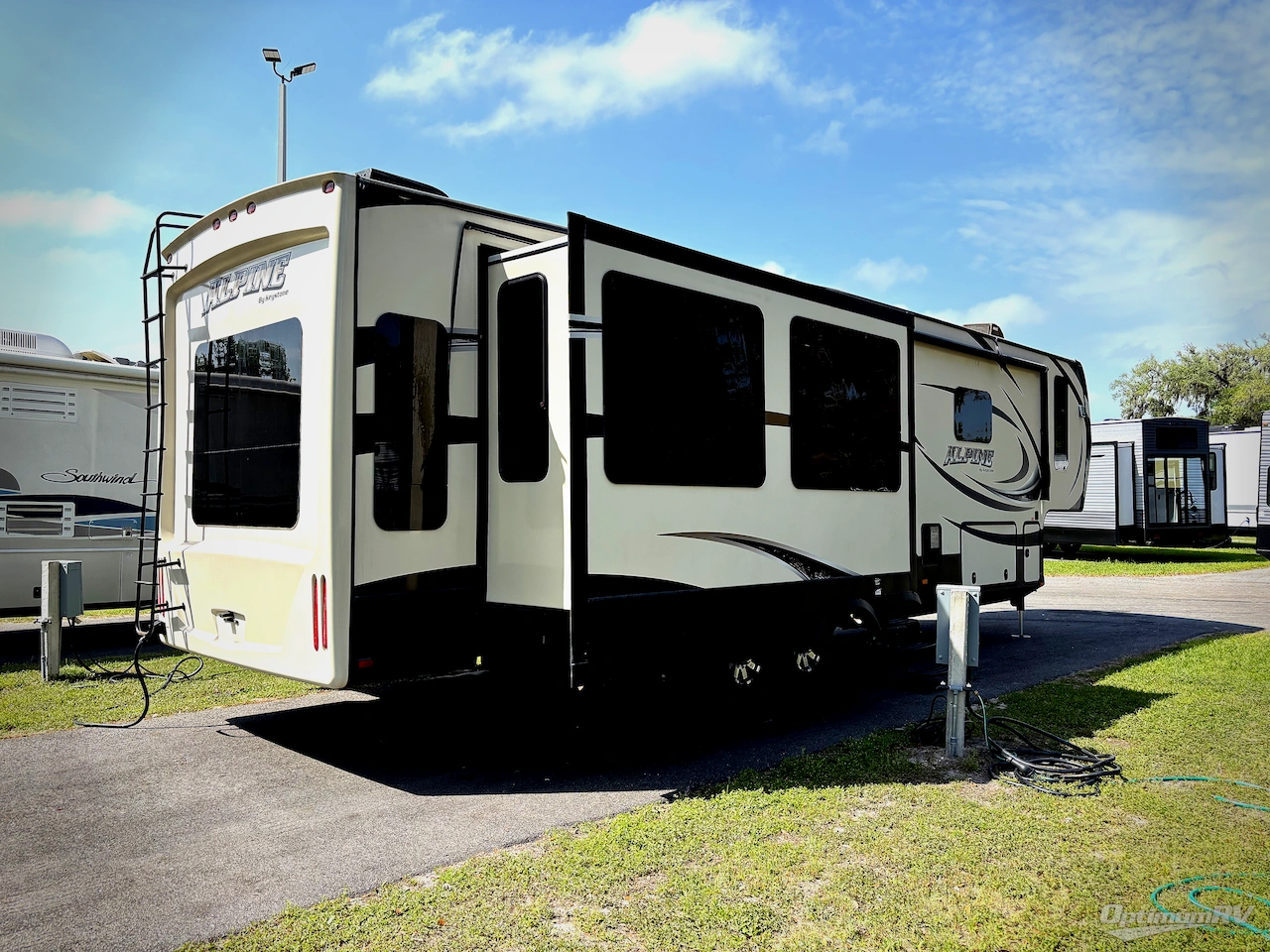 2016 Keystone alpine 3730 Photo 2