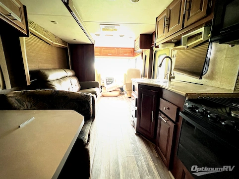 2015 Forest River Georgetown 351DS RV Photo 2