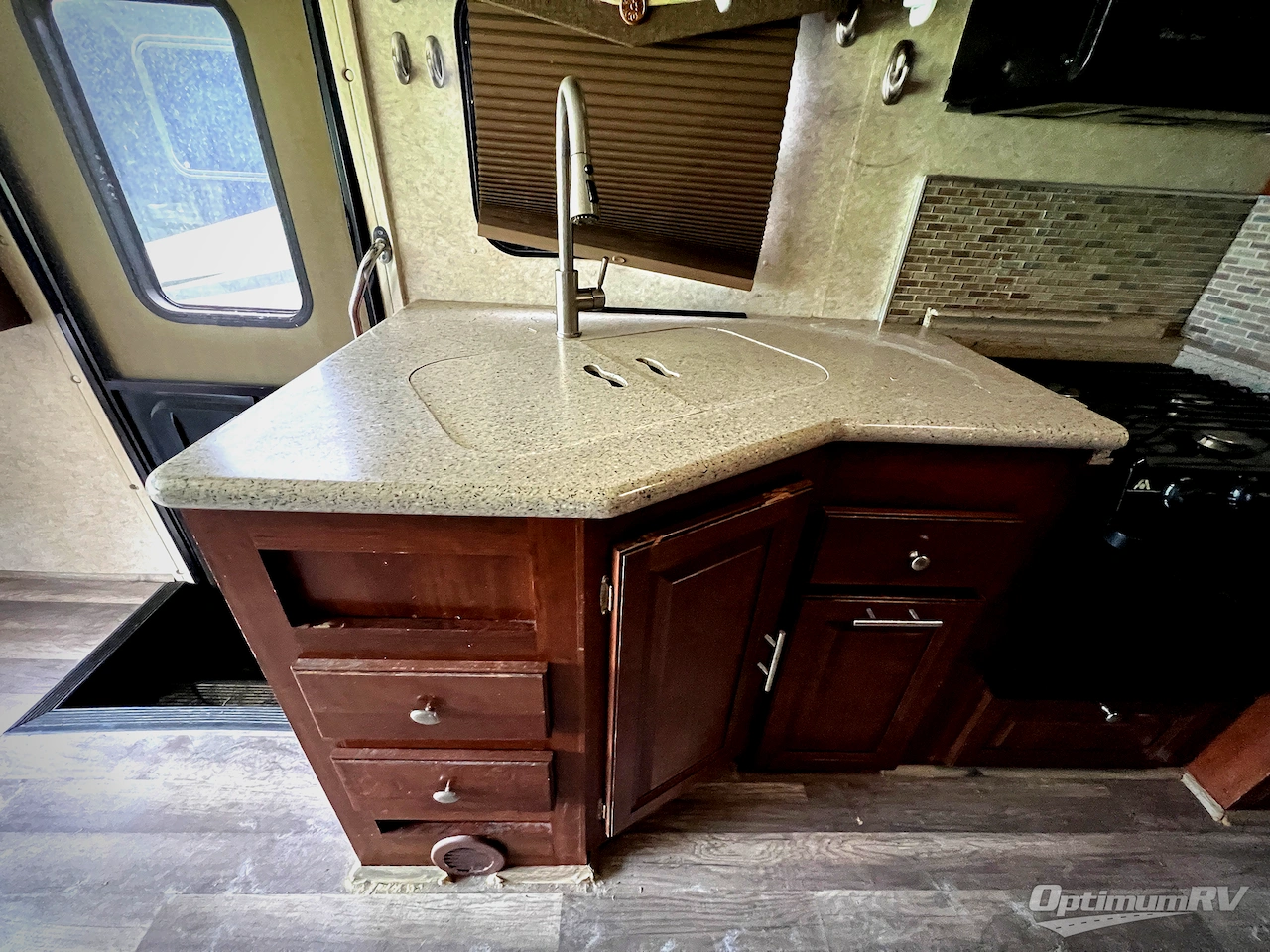 2015 Forest River Georgetown 351DS Photo 9