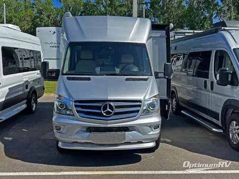 2018 Airstream Atlas Murphy Suite RV Photo 2