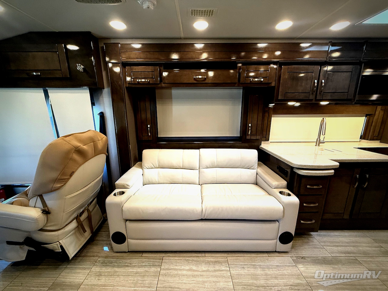 2021 Jayco Embark 39T2 Photo 5